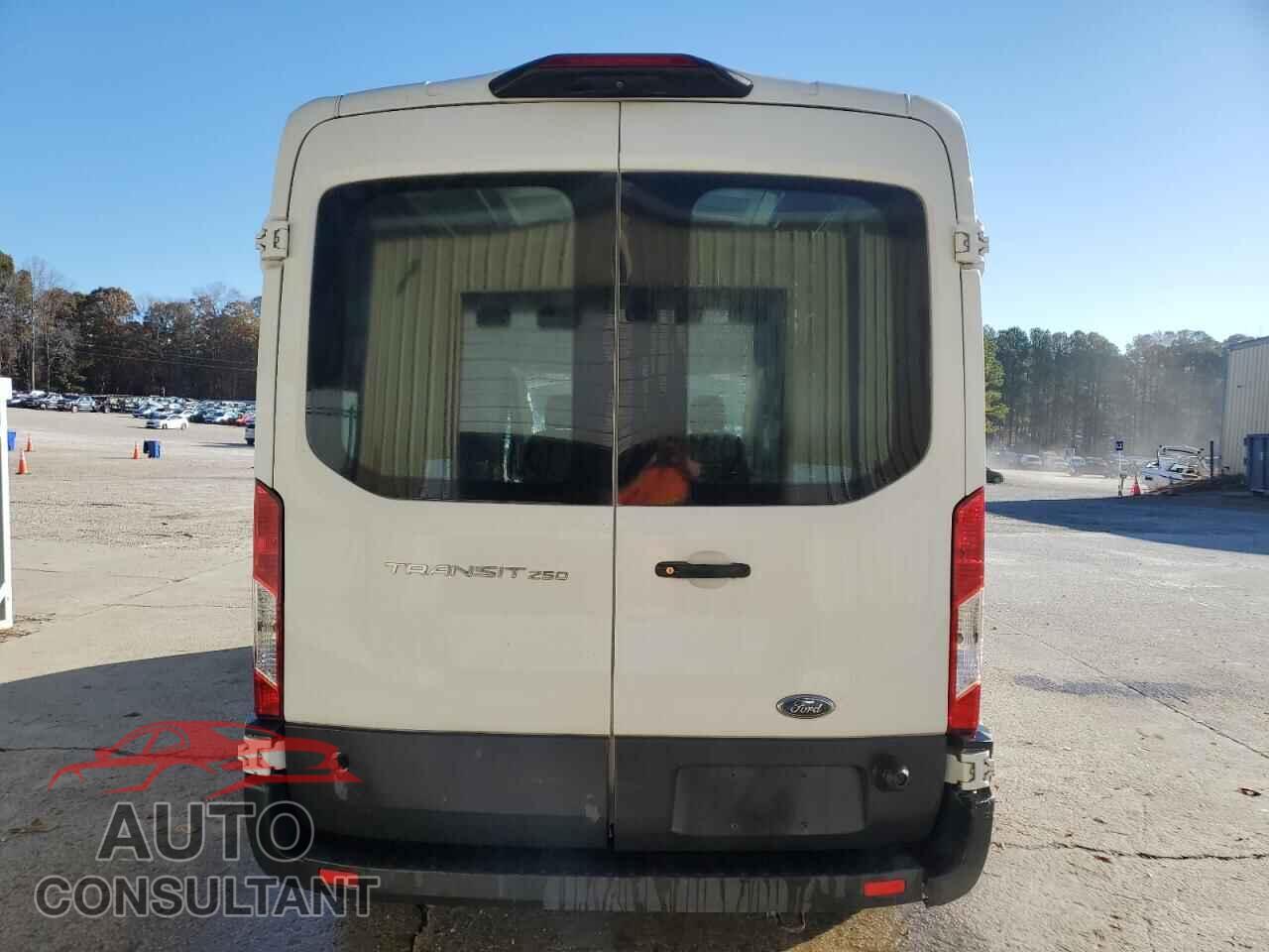 FORD TRANSIT 2020 - 1FTBR1C8XLKA51665