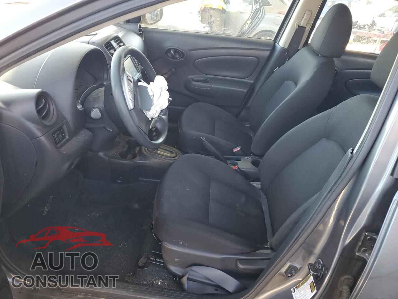 NISSAN VERSA 2019 - 3N1CN7AP3KL808127