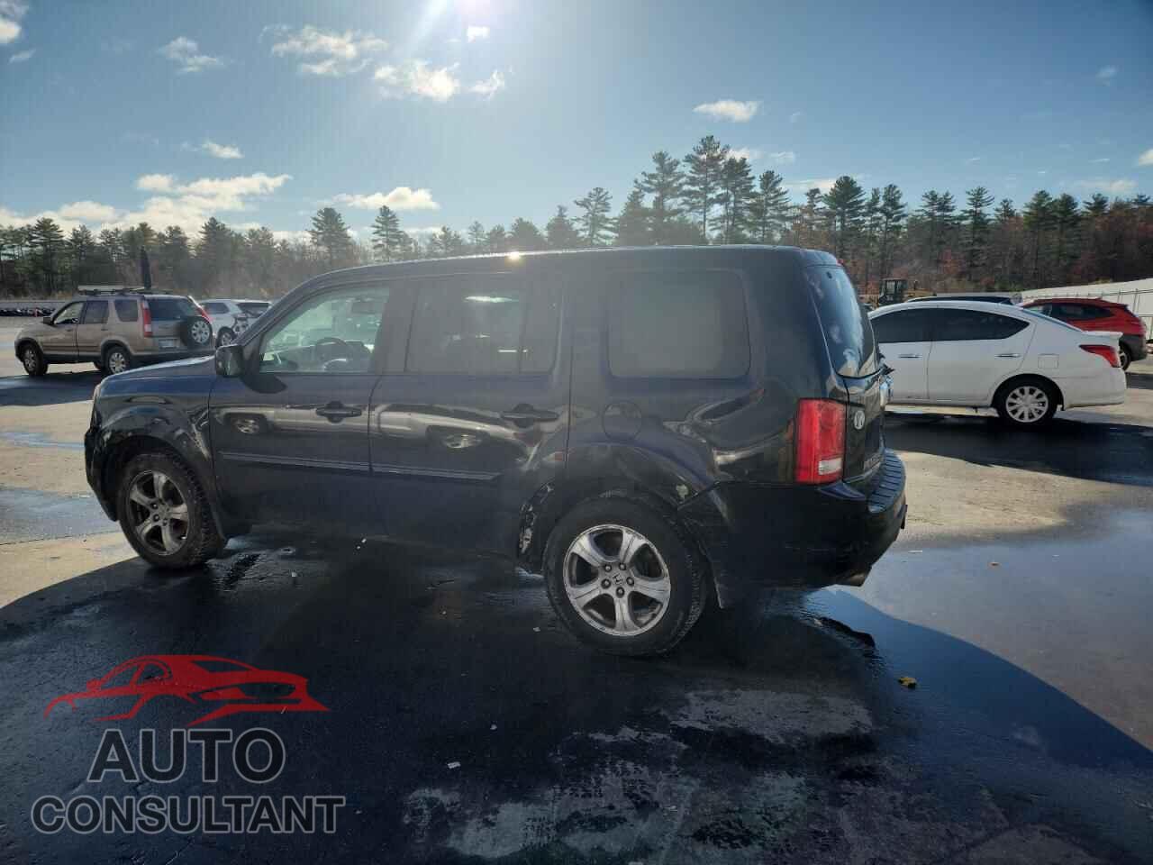 HONDA PILOT 2015 - 5FNYF4H5XFB009775