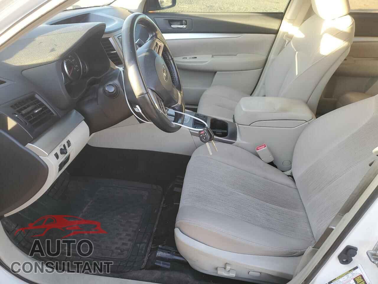 SUBARU OUTBACK 2013 - 4S4BRBCC0D3325411