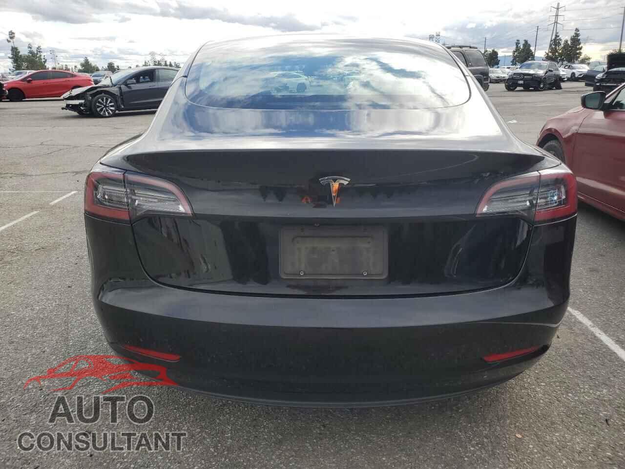 TESLA MODEL 3 2019 - 5YJ3E1EA9KF298154