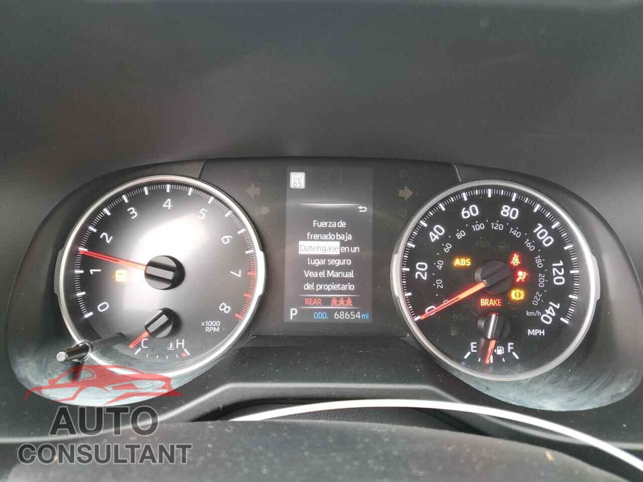 TOYOTA RAV4 2021 - 2T3F1RFV3MC158799