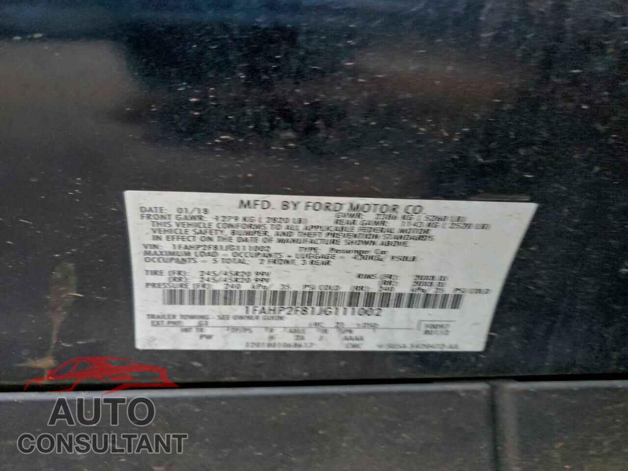 FORD TAURUS 2018 - 1FAHP2F81JG111002
