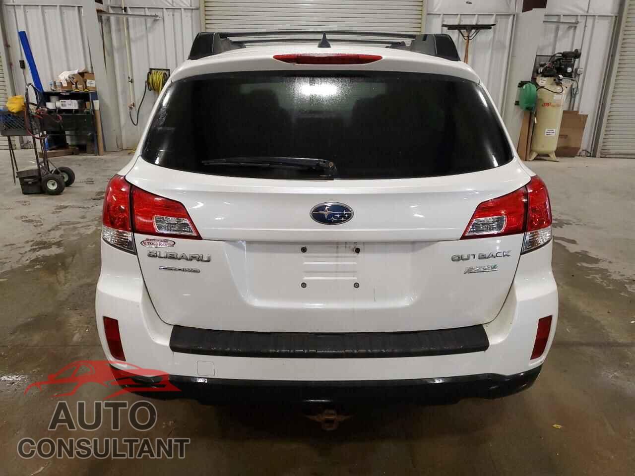 SUBARU OUTBACK 2014 - 4S4BRBCC5E3304961