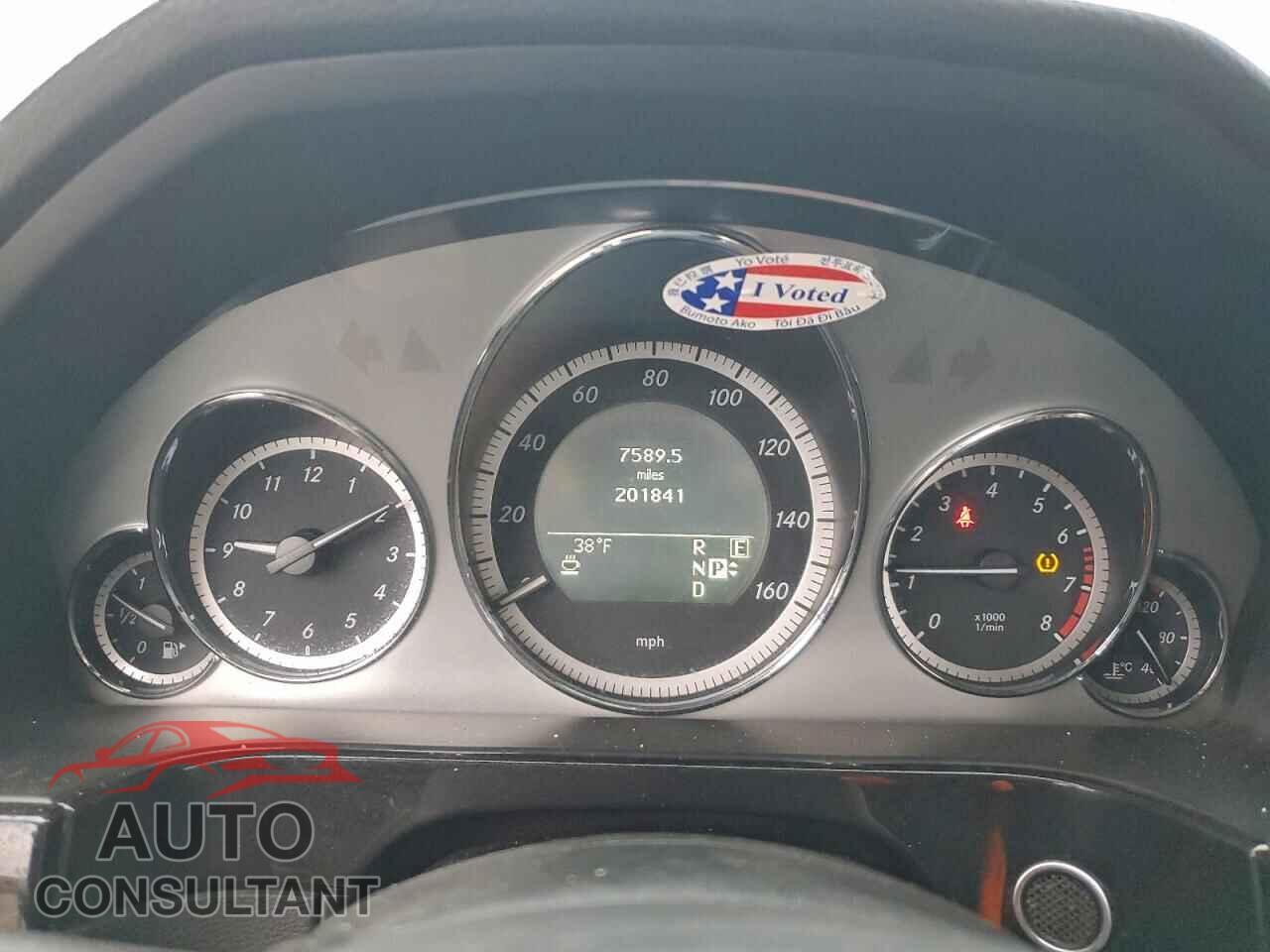 MERCEDES-BENZ E-CLASS 2011 - WDDHF5GB0BA323151