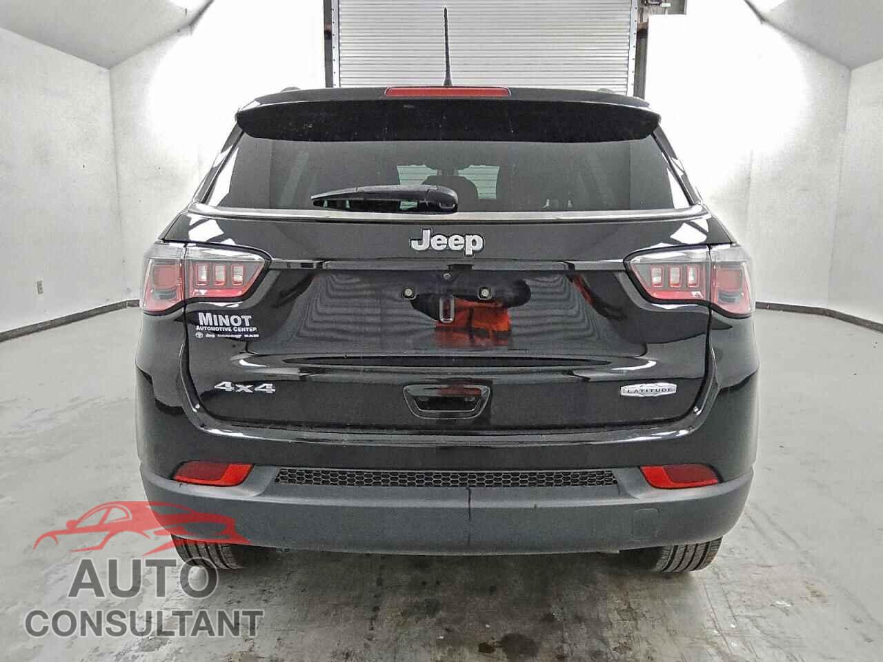 JEEP COMPASS 2020 - 3C4NJDBB8LT150079