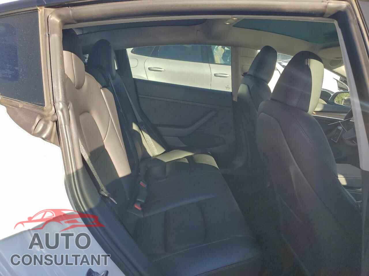 TESLA MODEL 3 2023 - 5YJ3E1EA4PF621744