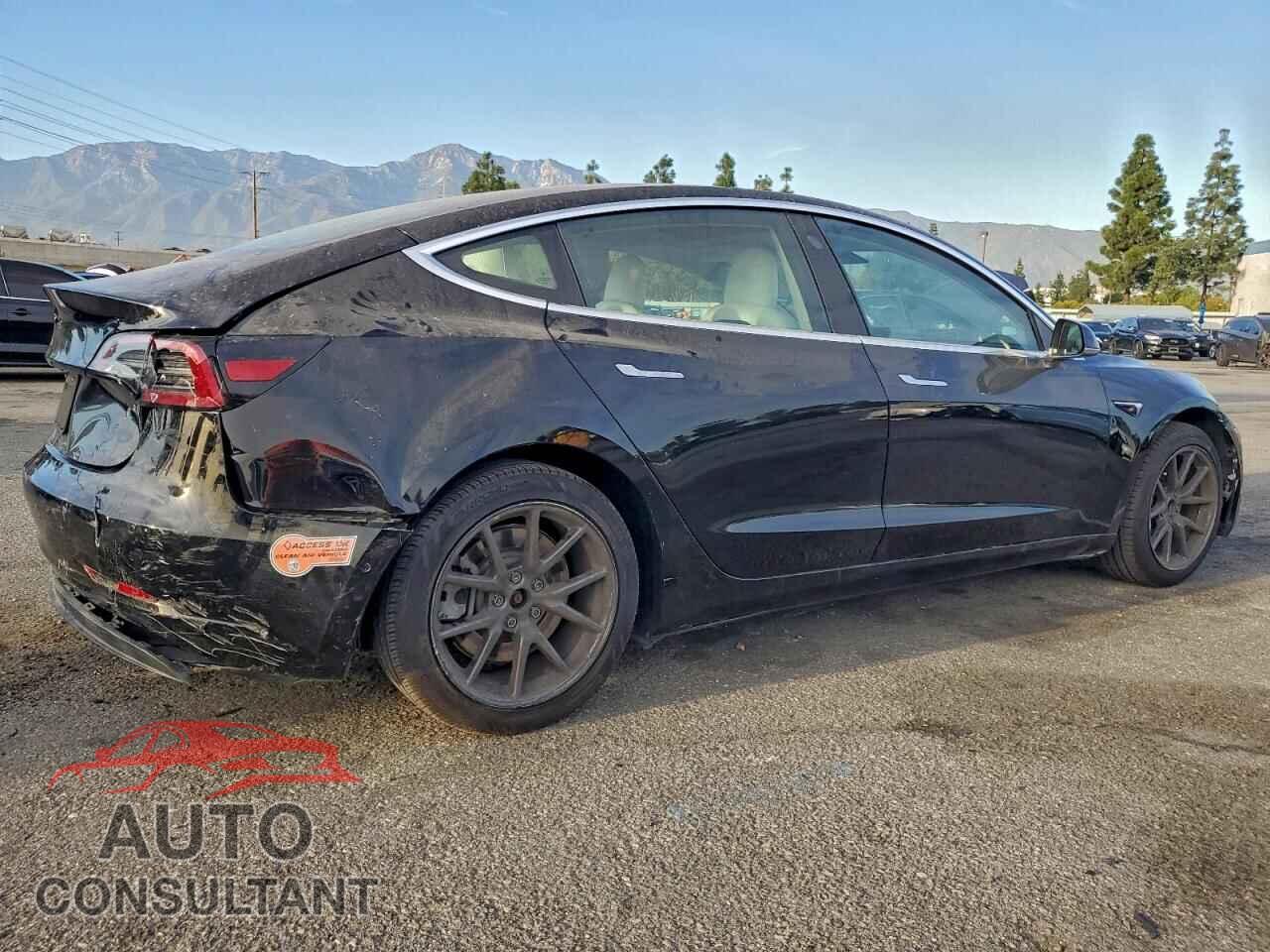 TESLA MODEL 3 2019 - 5YJ3E1EA6KF402759