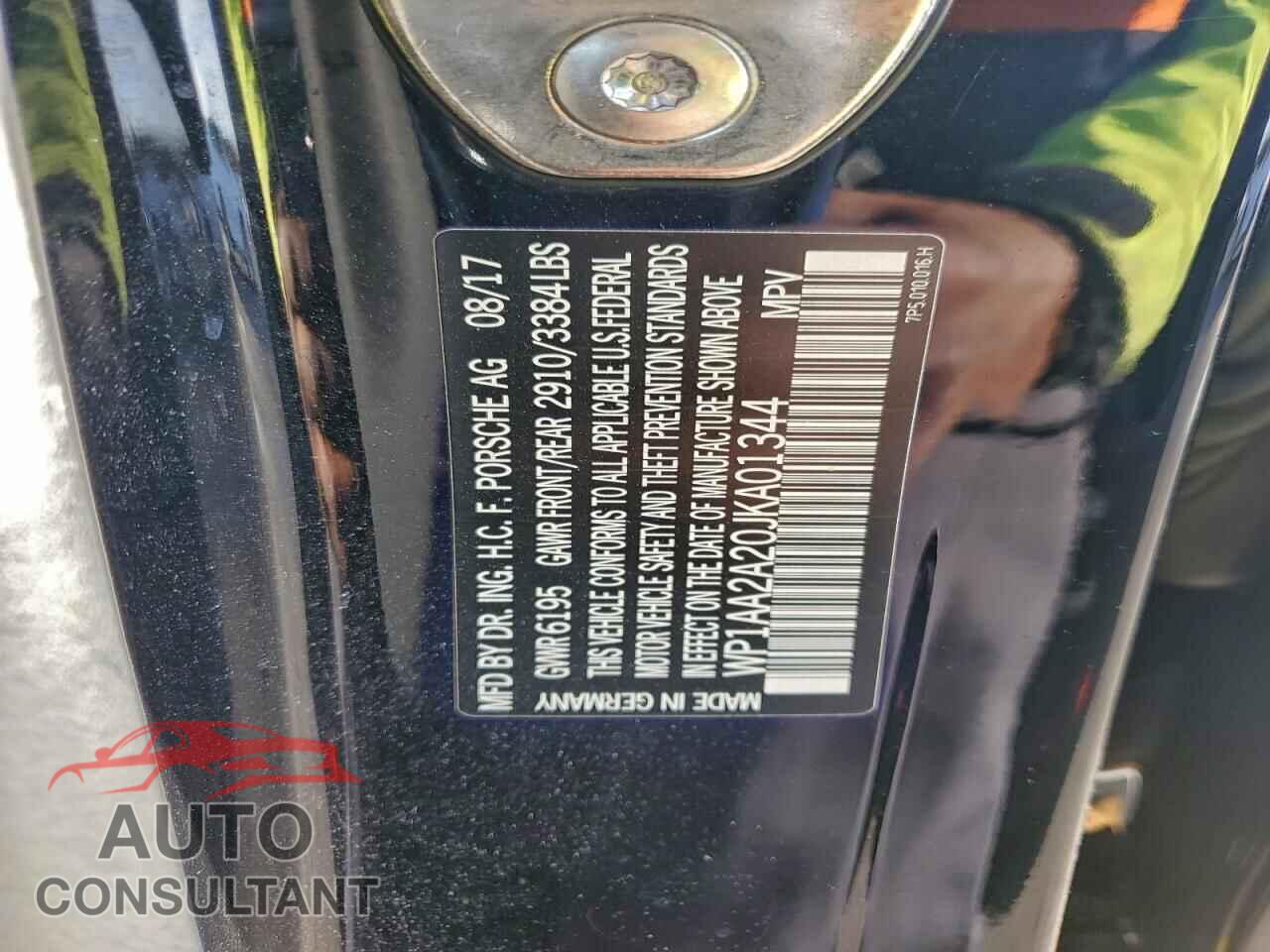PORSCHE CAYENNE 2018 - WP1AA2A20JKA01344