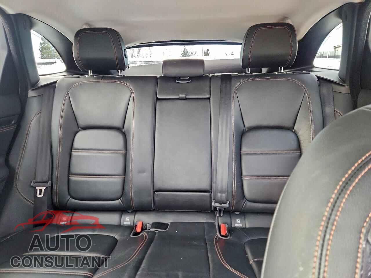 JAGUAR F-PACE 2018 - SADCK2FX9JA202164