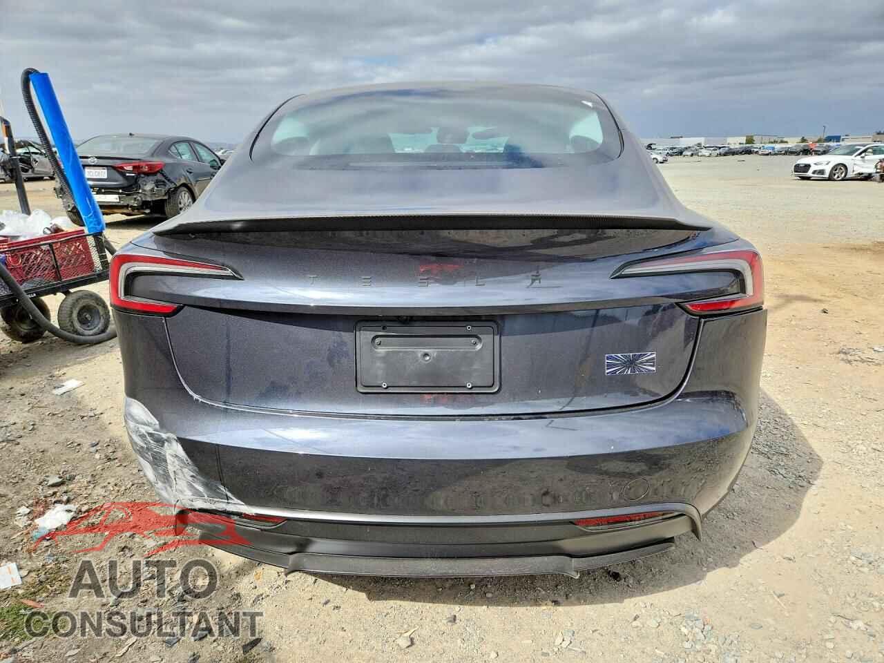 TESLA MODEL 3 2026 - 5YJ3E1ET2TF158398