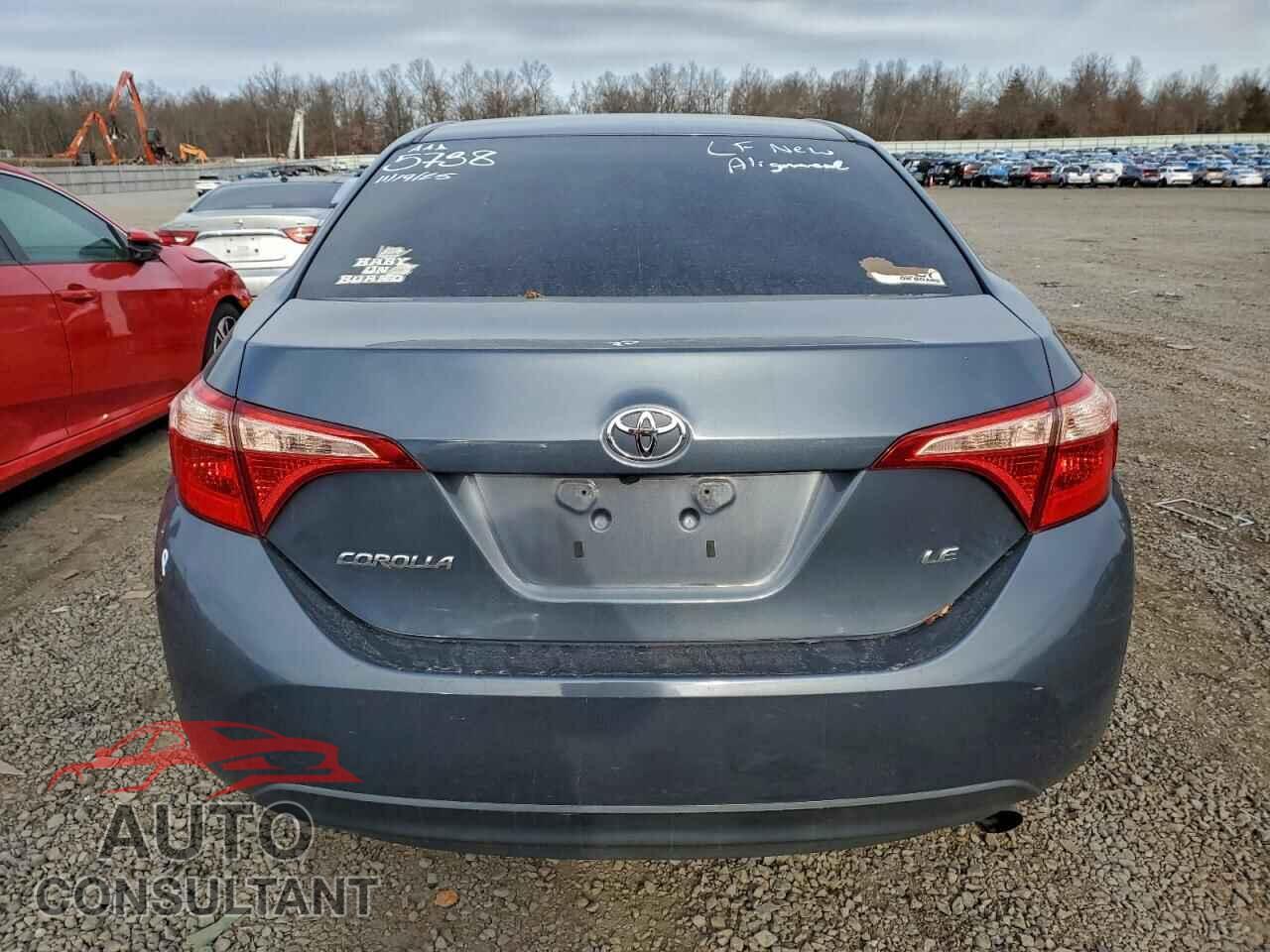 TOYOTA COROLLA 2018 - 5YFBURHE5JP849002