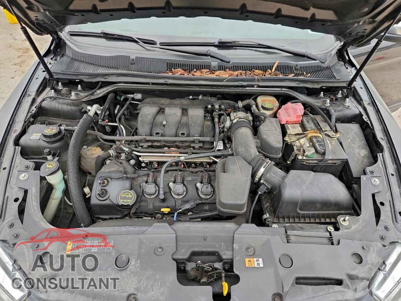 FORD TAURUS 2015 - 1FAHP2F85FG109051