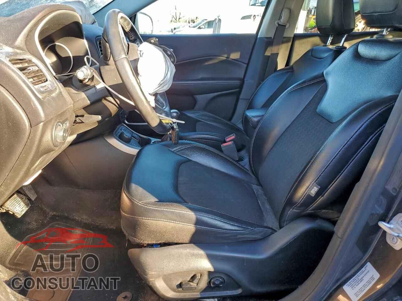 JEEP COMPASS 2017 - 3C4NJDBB0HT692977
