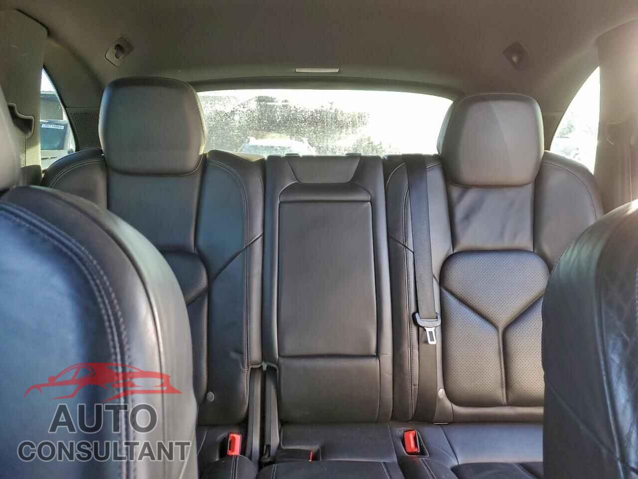 PORSCHE CAYENNE 2011 - WP1AB2A24BLA46327