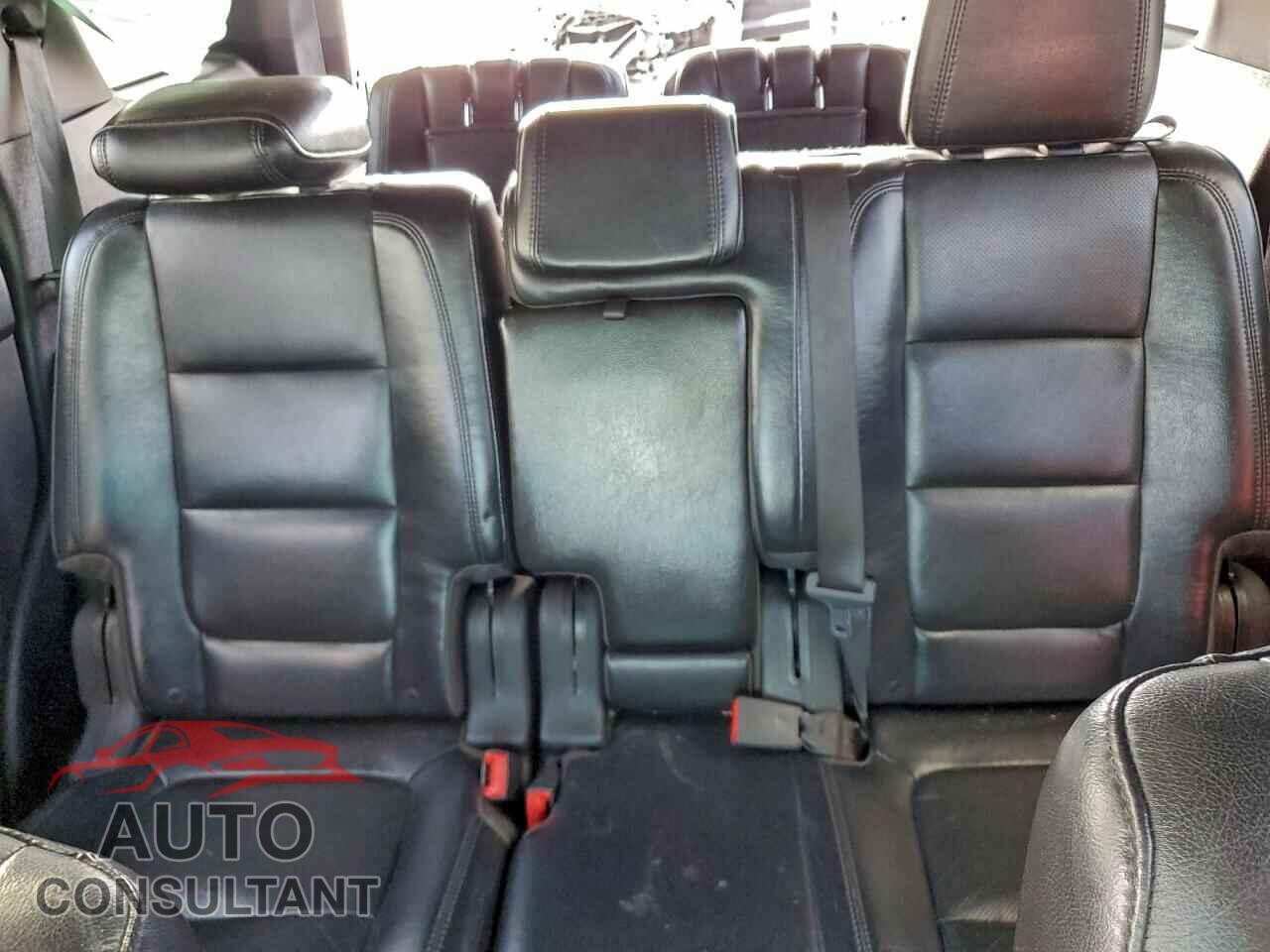FORD EXPLORER 2011 - 1FMHK7F84BGA64938