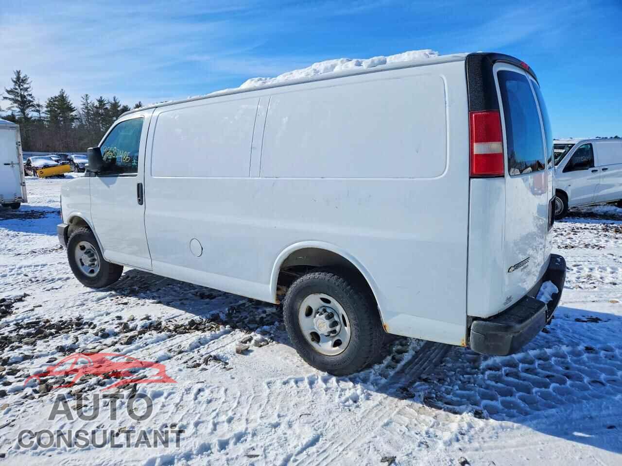 CHEVROLET EXPRESS 2013 - 1GCWGFCA9D1106024