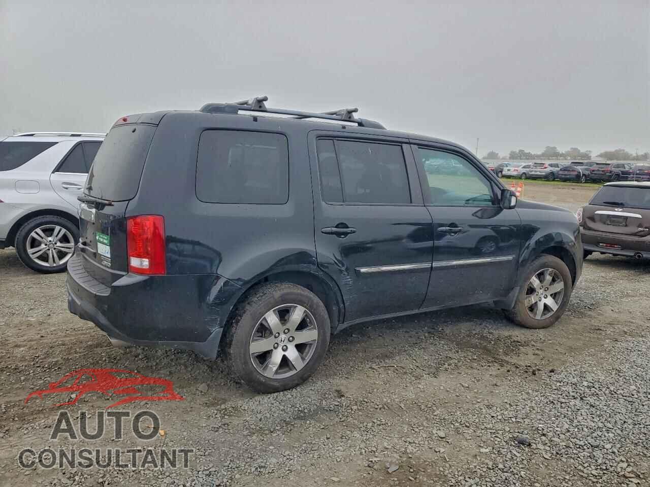 HONDA PILOT 2013 - 5FNYF4H93DB078128