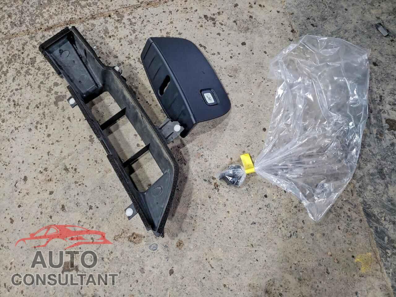 TESLA MODEL 3 2020 - 5YJ3E1EC3LF603313