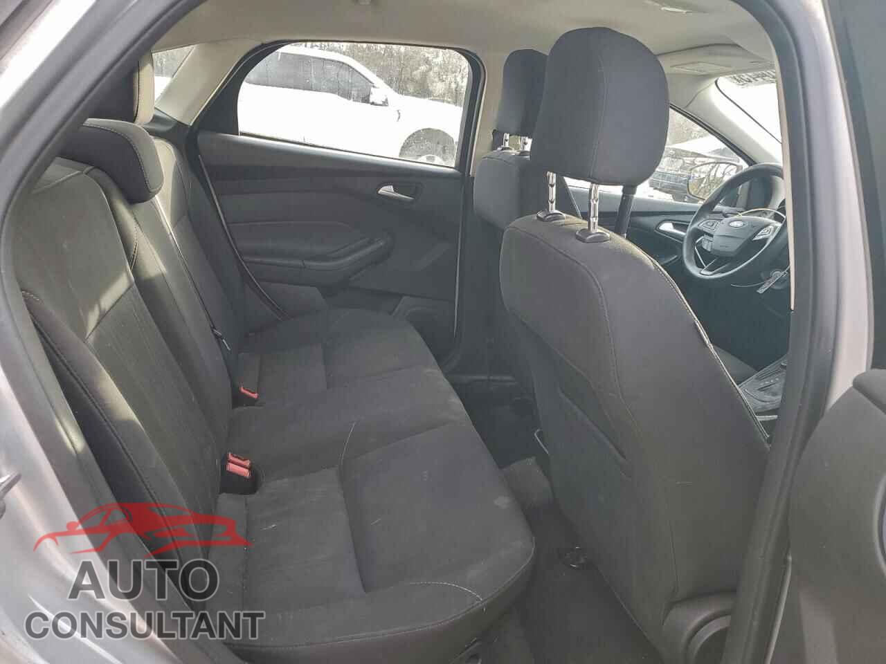 FORD FOCUS 2016 - 1FADP3F27GL219608