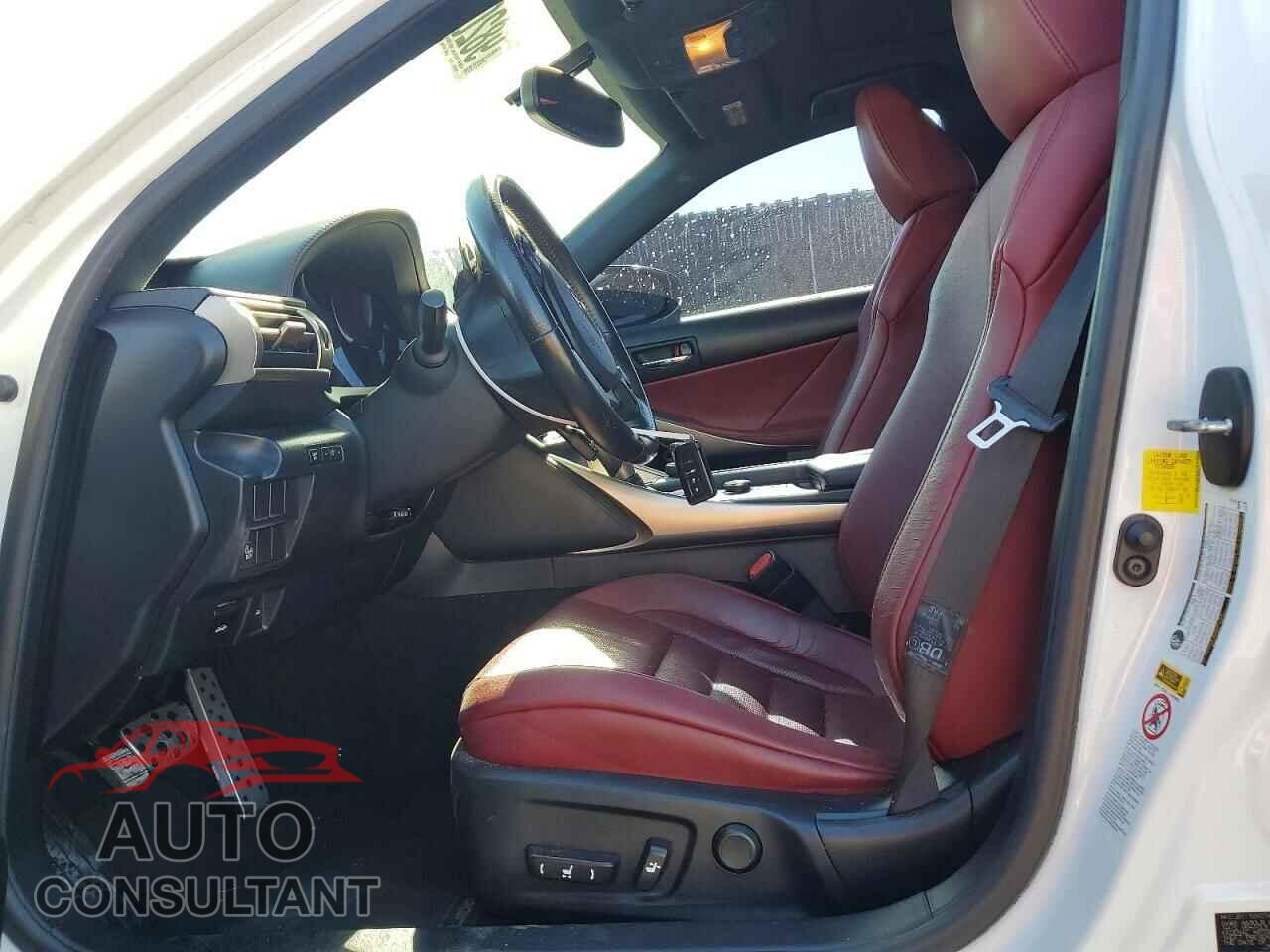 LEXUS IS 2015 - JTHBF1D20F5069077