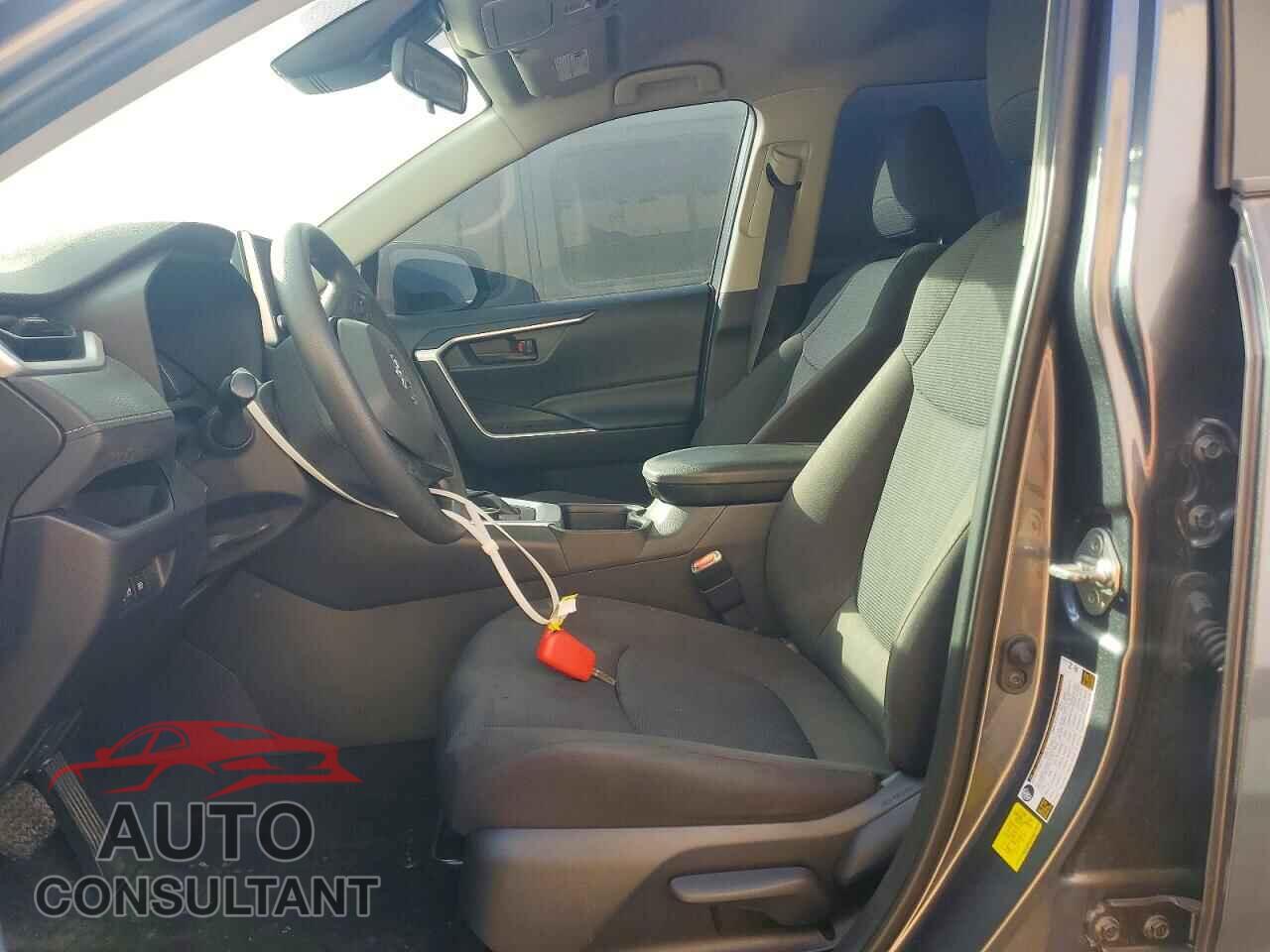 TOYOTA RAV4 2024 - JTMLWRFV4RD219326