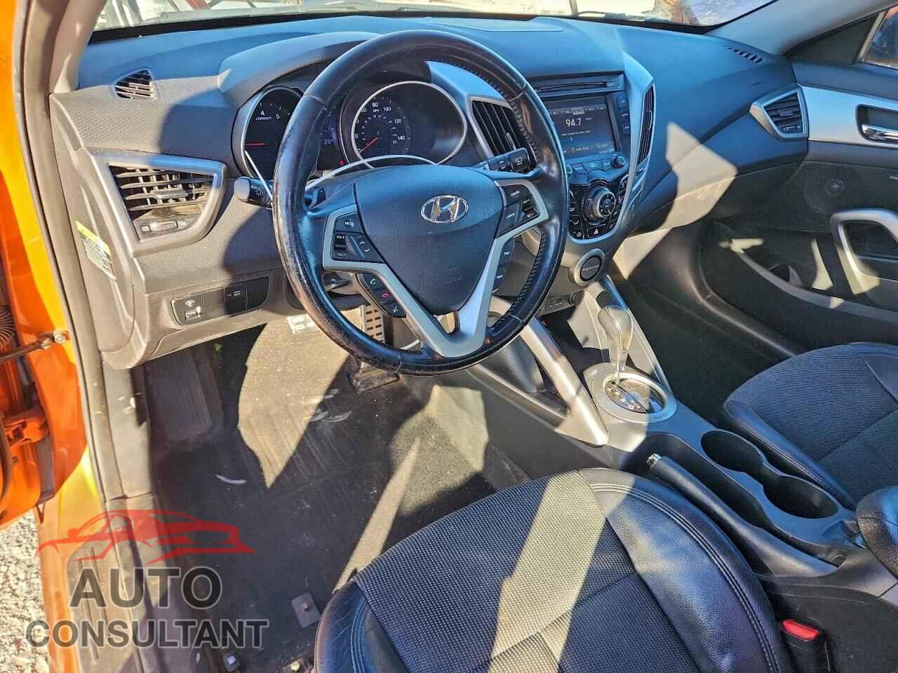 HYUNDAI VELOSTER 2013 - KMHTC6AD3DU158366