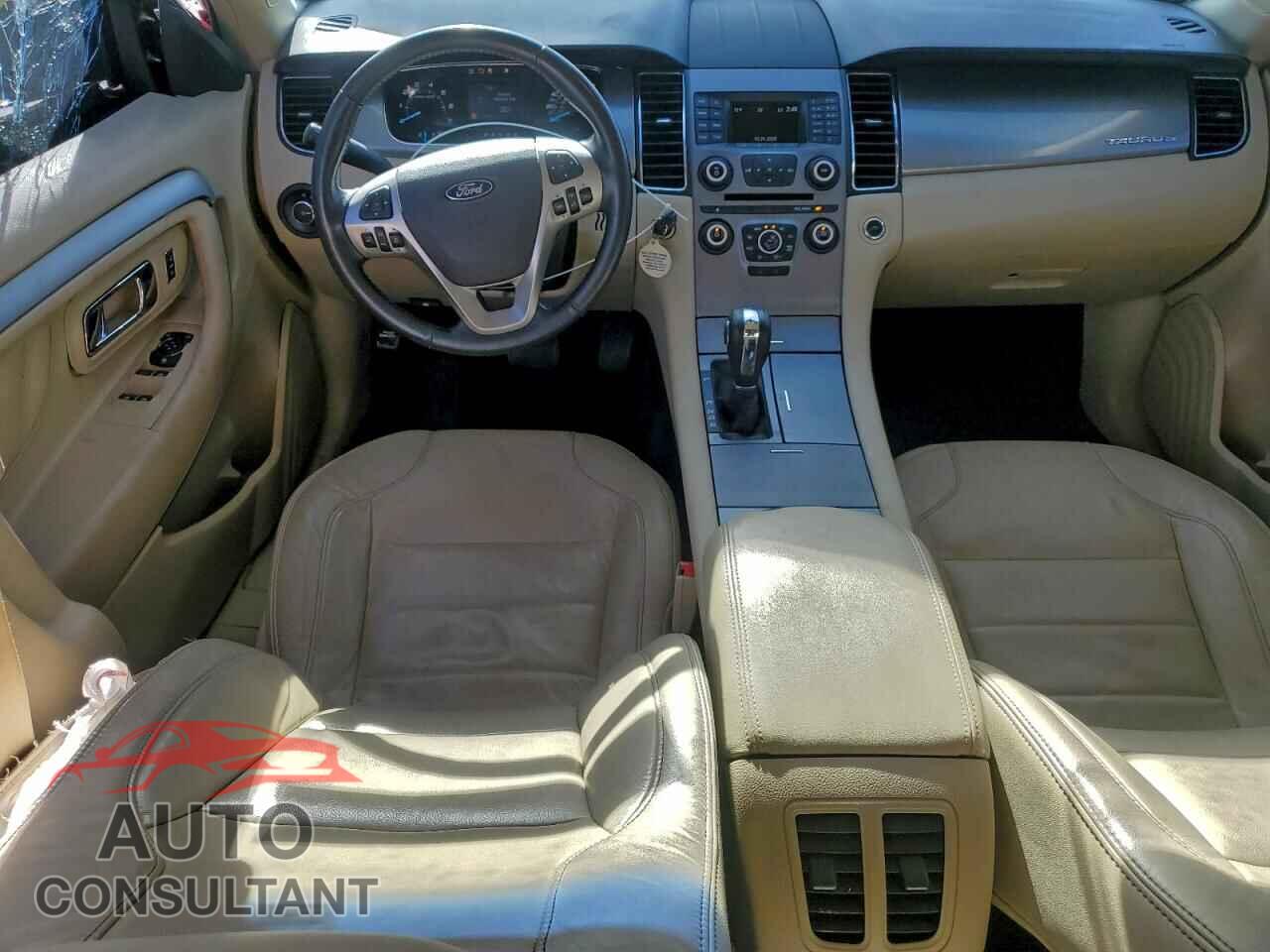 FORD TAURUS 2015 - 1FAHP2E85FG182941