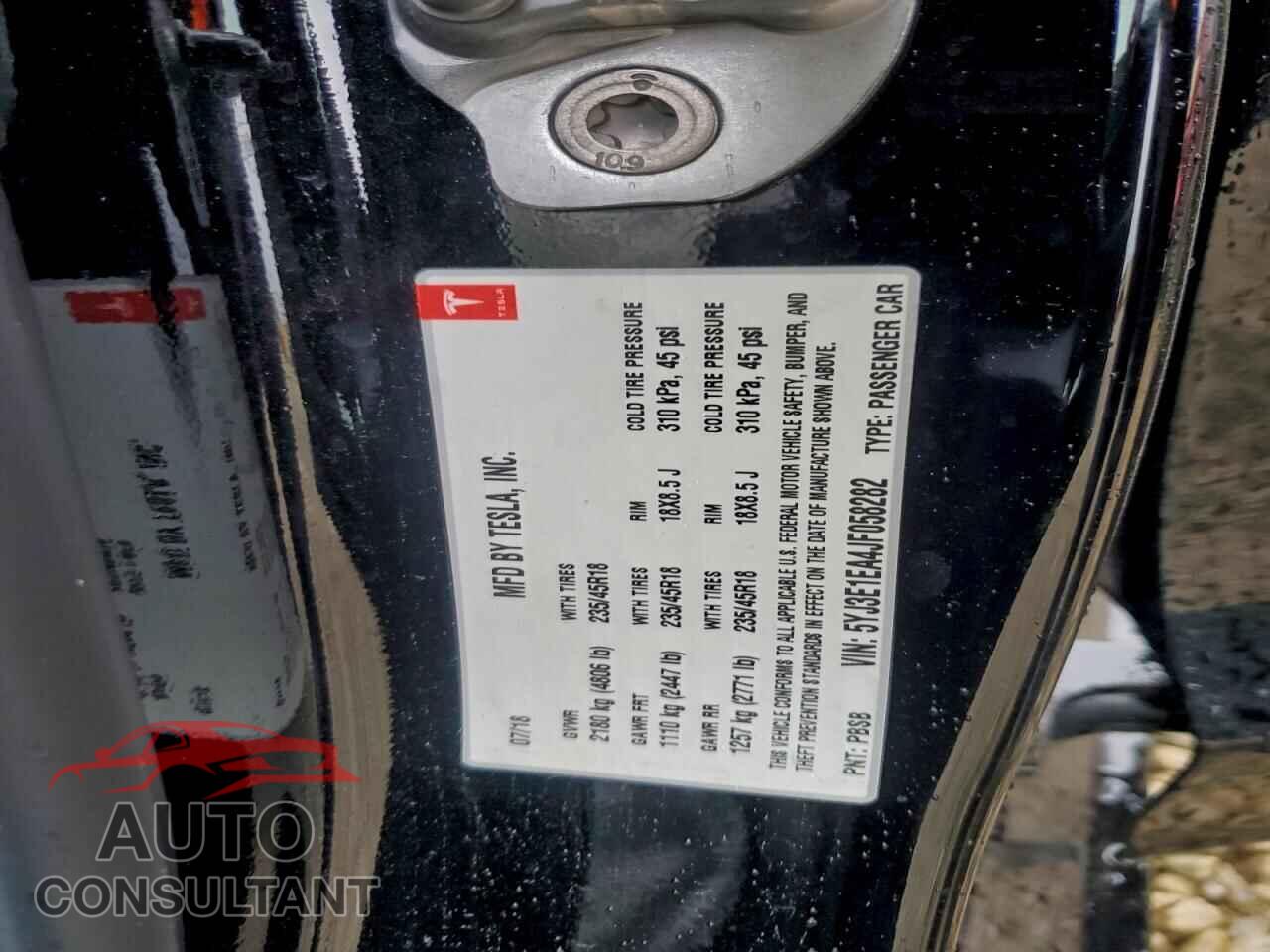 TESLA MODEL 3 2018 - 5YJ3E1EA4JF058282