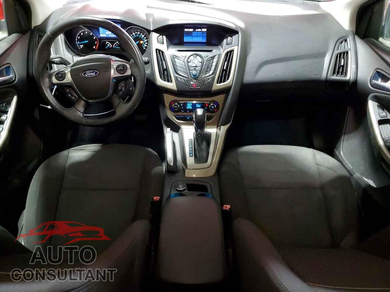 FORD FOCUS 2012 - 1FAHP3M23CL200911