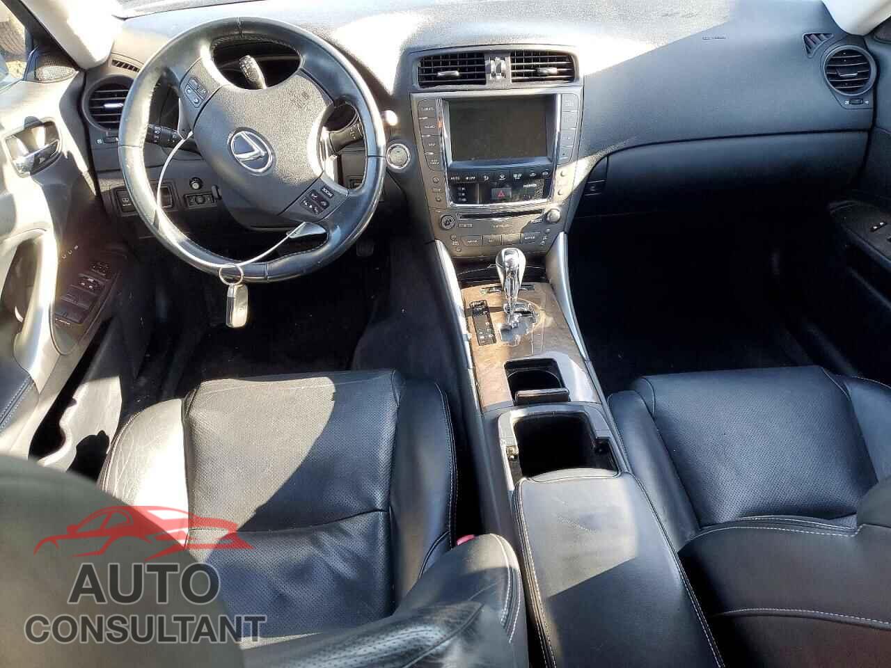 LEXUS IS 2010 - JTHCF5C27A5039841