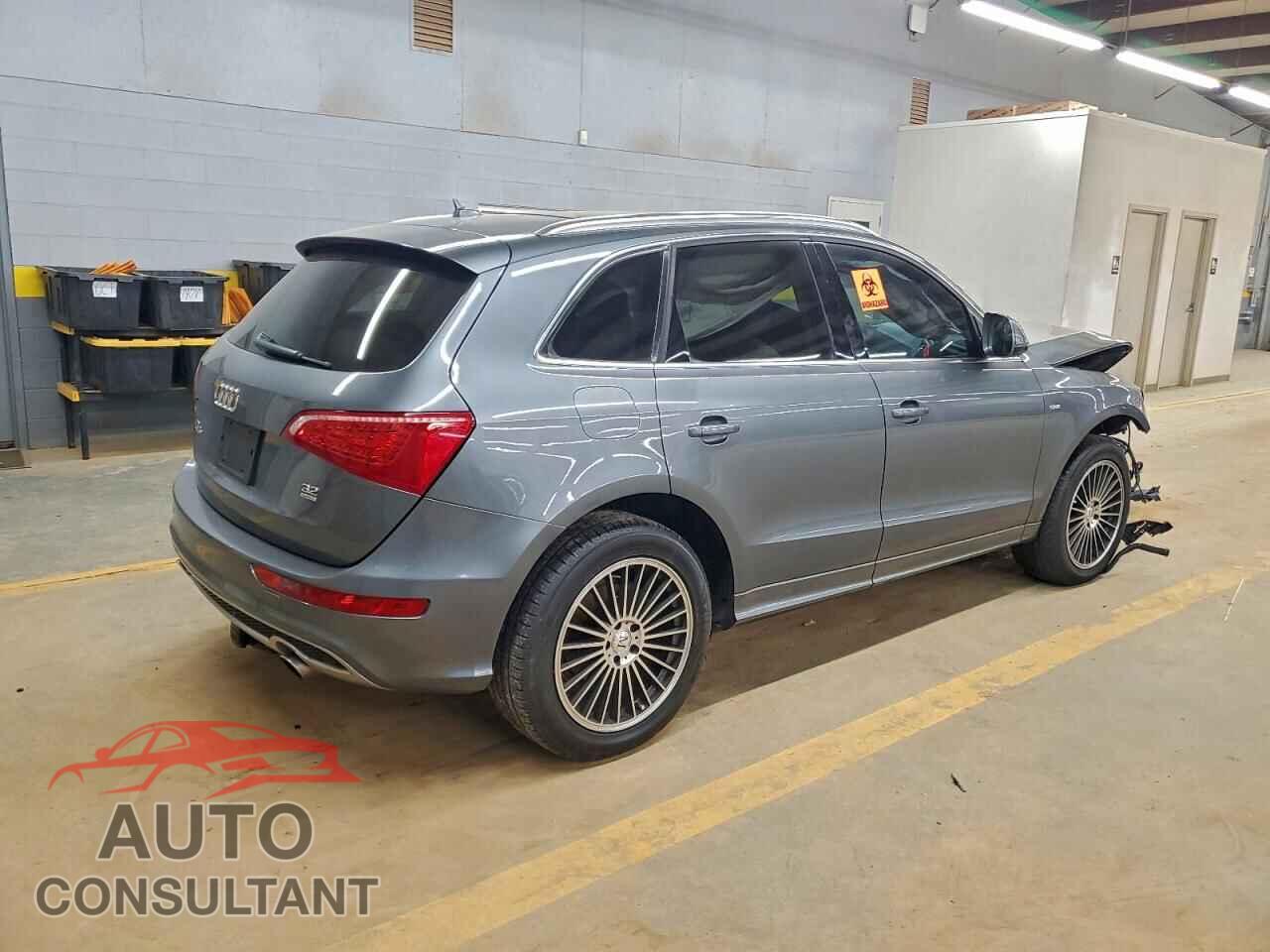 AUDI Q5 2012 - WA1DKAFP8CA076807