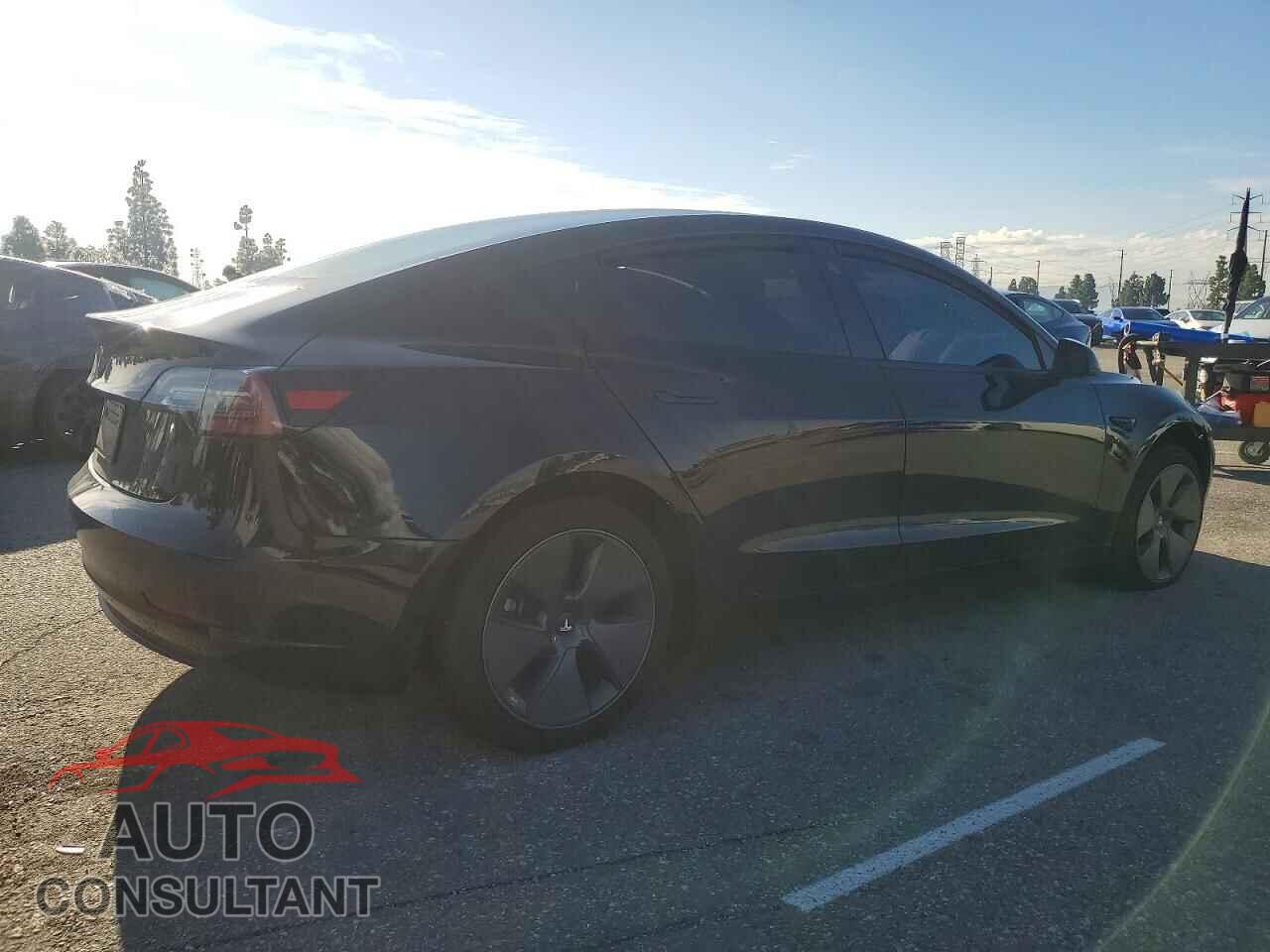 TESLA MODEL 3 2023 - 5YJ3E1EA5PF670371