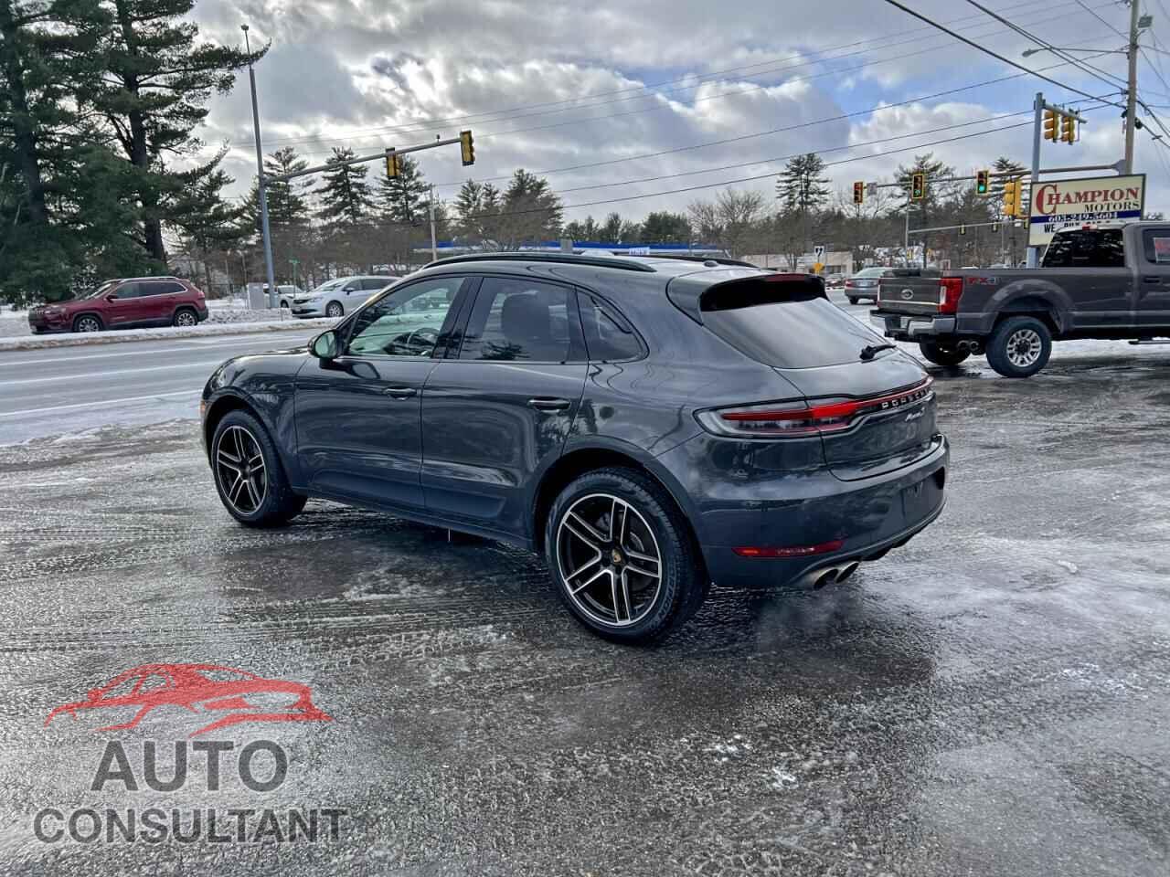 PORSCHE MACAN 2019 - WP1AB2A50KLB32308