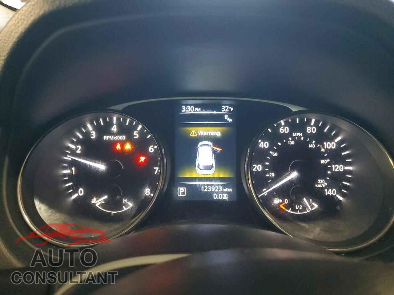 NISSAN ROGUE 2015 - KNMAT2MV9FP506732