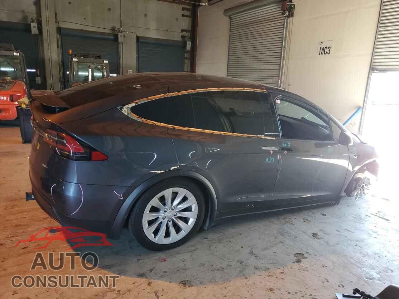 TESLA MODEL X 2019 - 5YJXCDE27KF149355