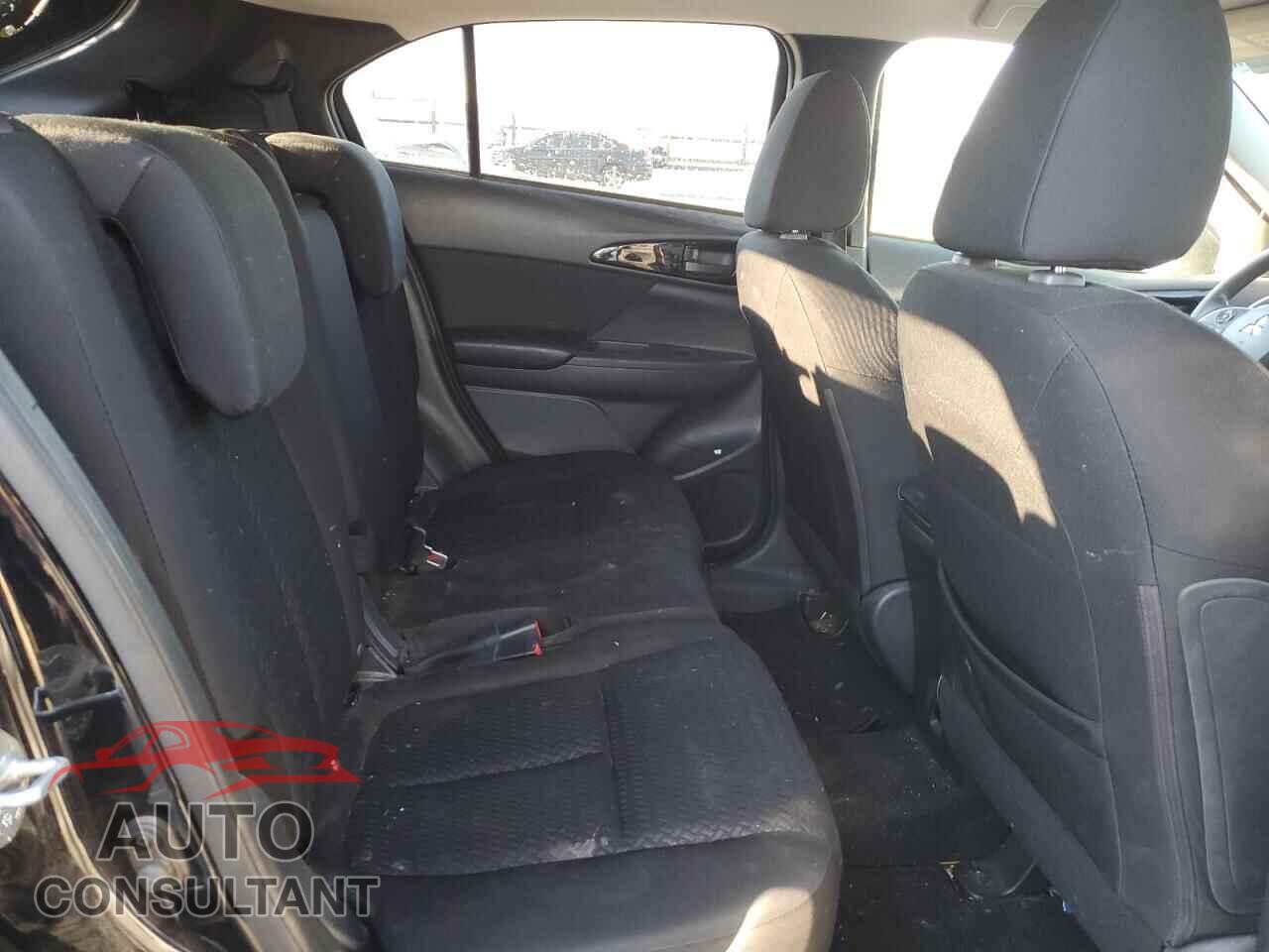 MITSUBISHI ECLIPSE 2018 - JA4AT4AA5JZ064813