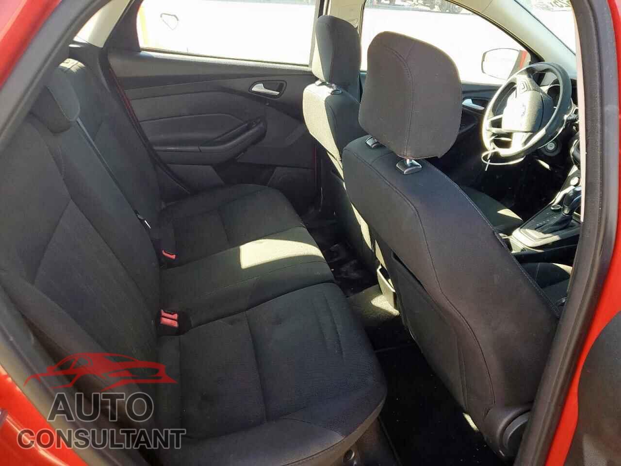 FORD FOCUS 2016 - 1FADP3KE0GL390510