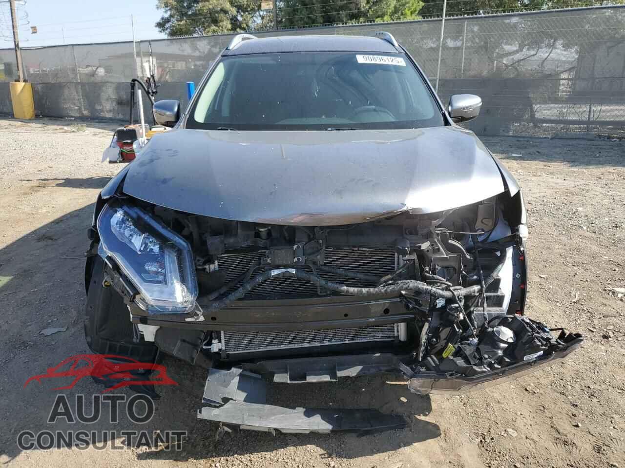 NISSAN ROGUE 2017 - KNMAT2MT5HP586077