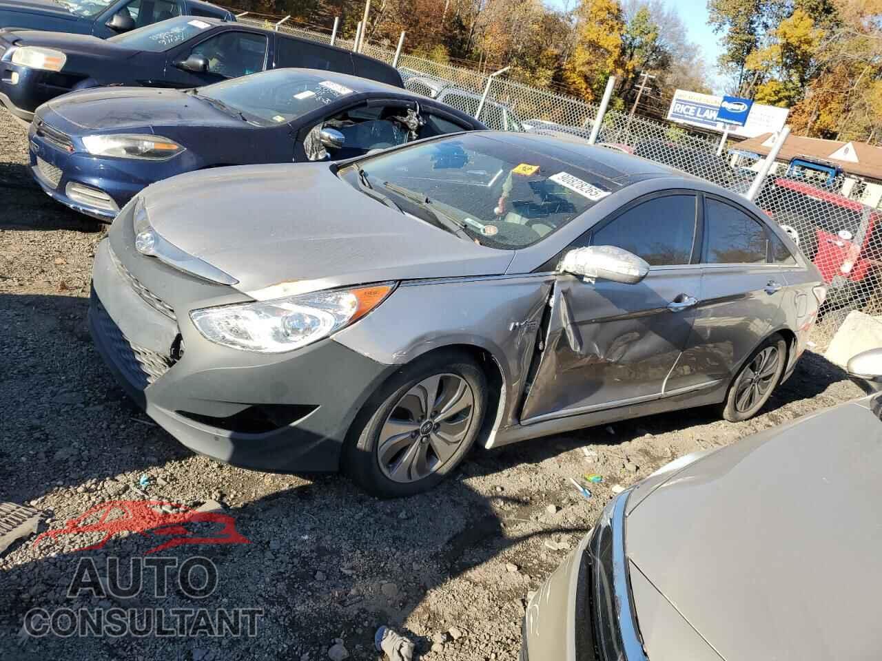 HYUNDAI SONATA 2013 - KMHEC4A44DA084101