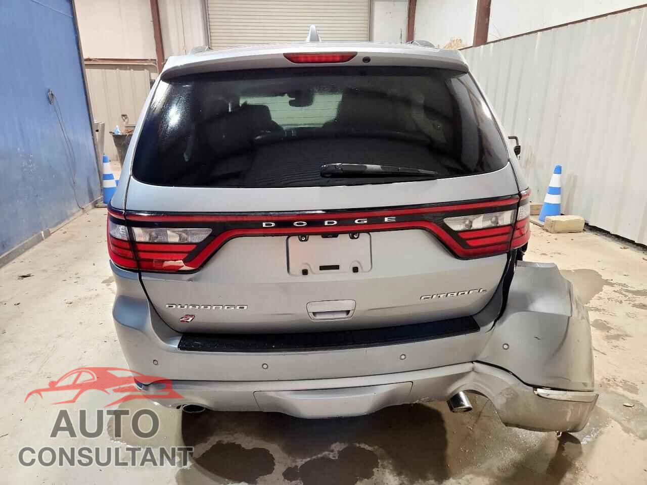 DODGE DURANGO 2018 - 1C4RDJEG0JC360019