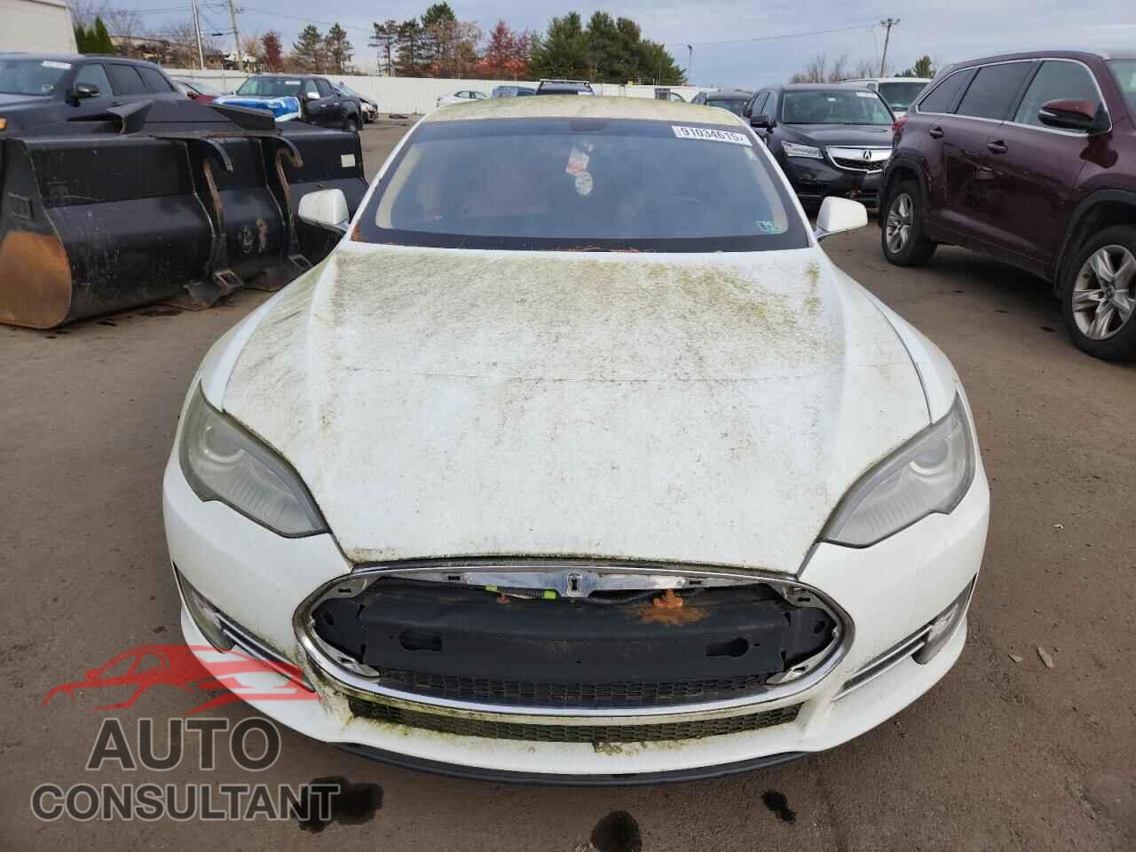 TESLA MODEL S 2013 - 5YJSA1CN4DFP13493