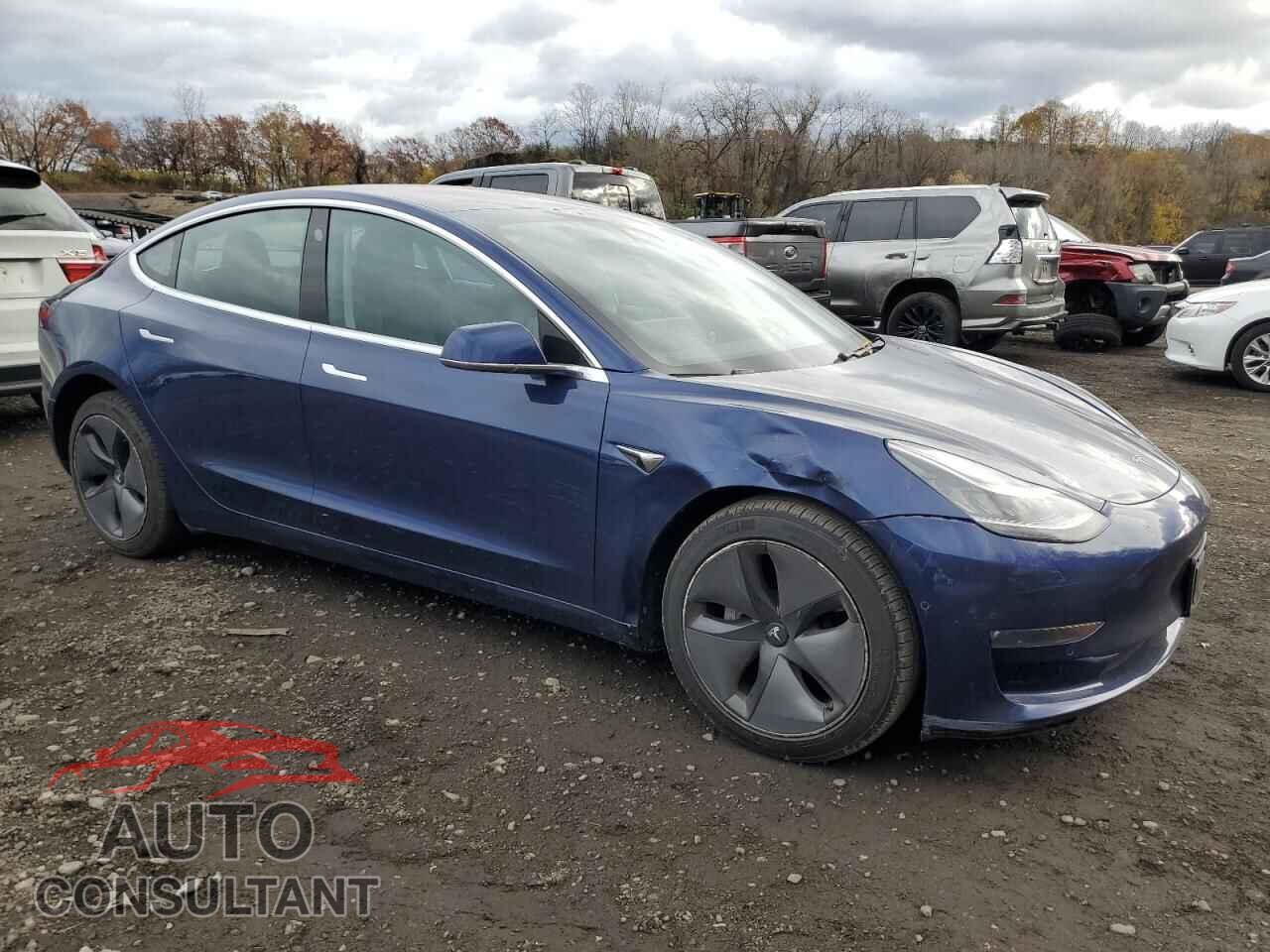 TESLA MODEL 3 2018 - 5YJ3E1EB2JF120352