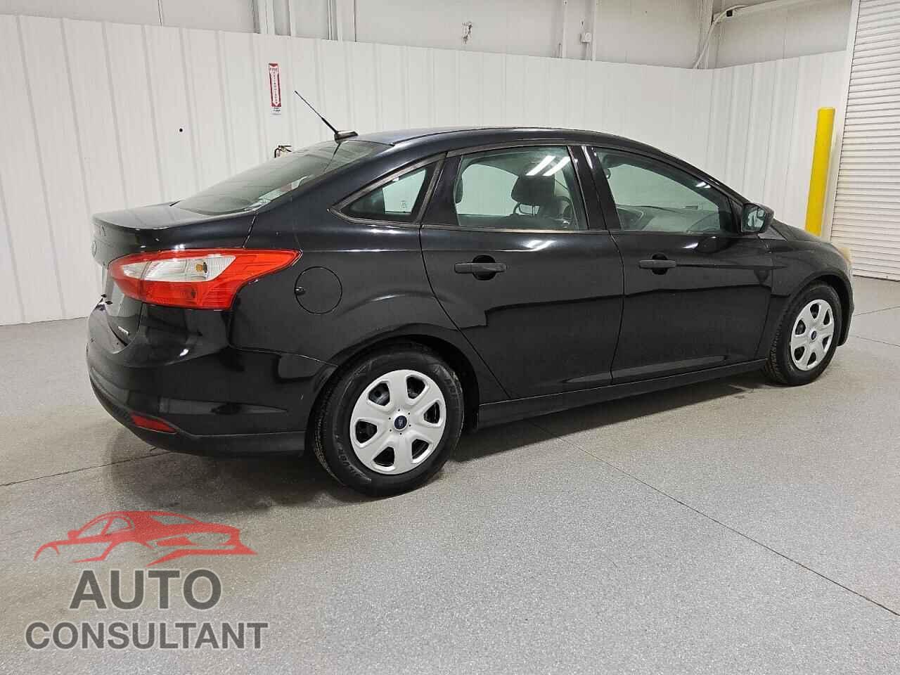 FORD FOCUS 2014 - 1FADP3E29EL302133