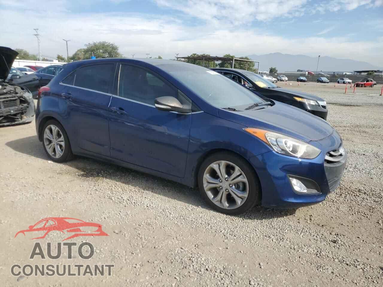 HYUNDAI ELANTRA 2013 - KMHD35LE7DU094045