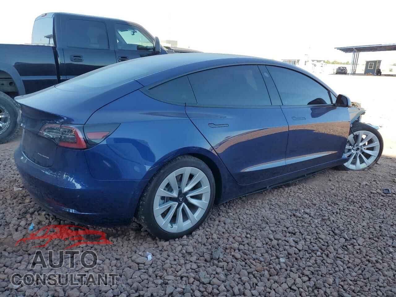 TESLA MODEL 3 2022 - 5YJ3E1EB6NF165493