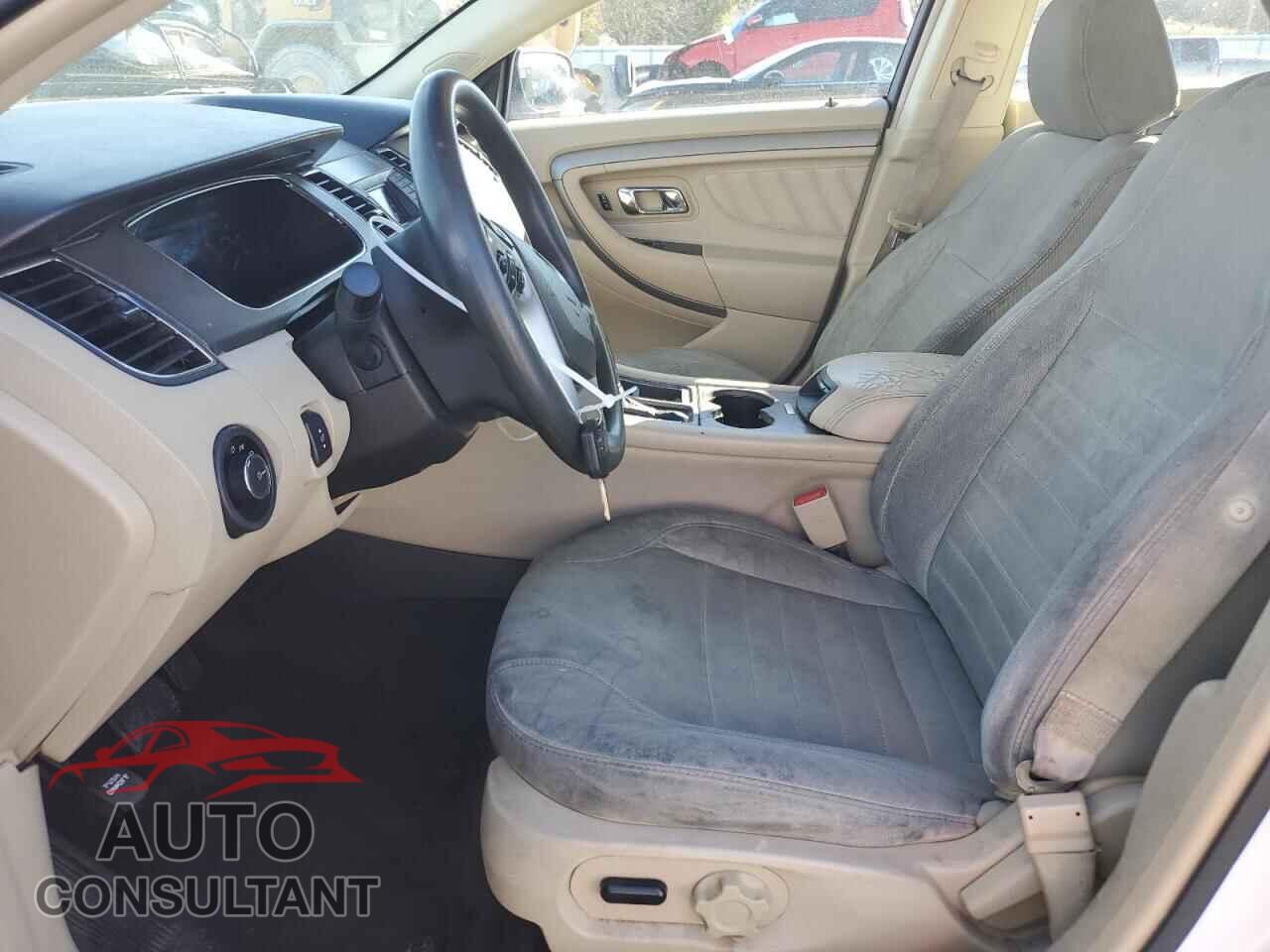 FORD TAURUS 2015 - 1FAHP2D83FG200189