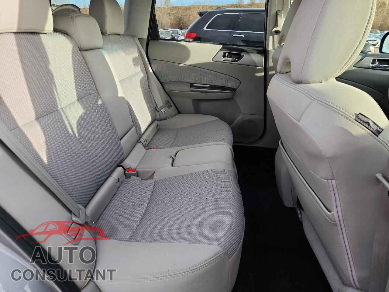 SUBARU FORESTER 2011 - JF2SHBDC3BH776064