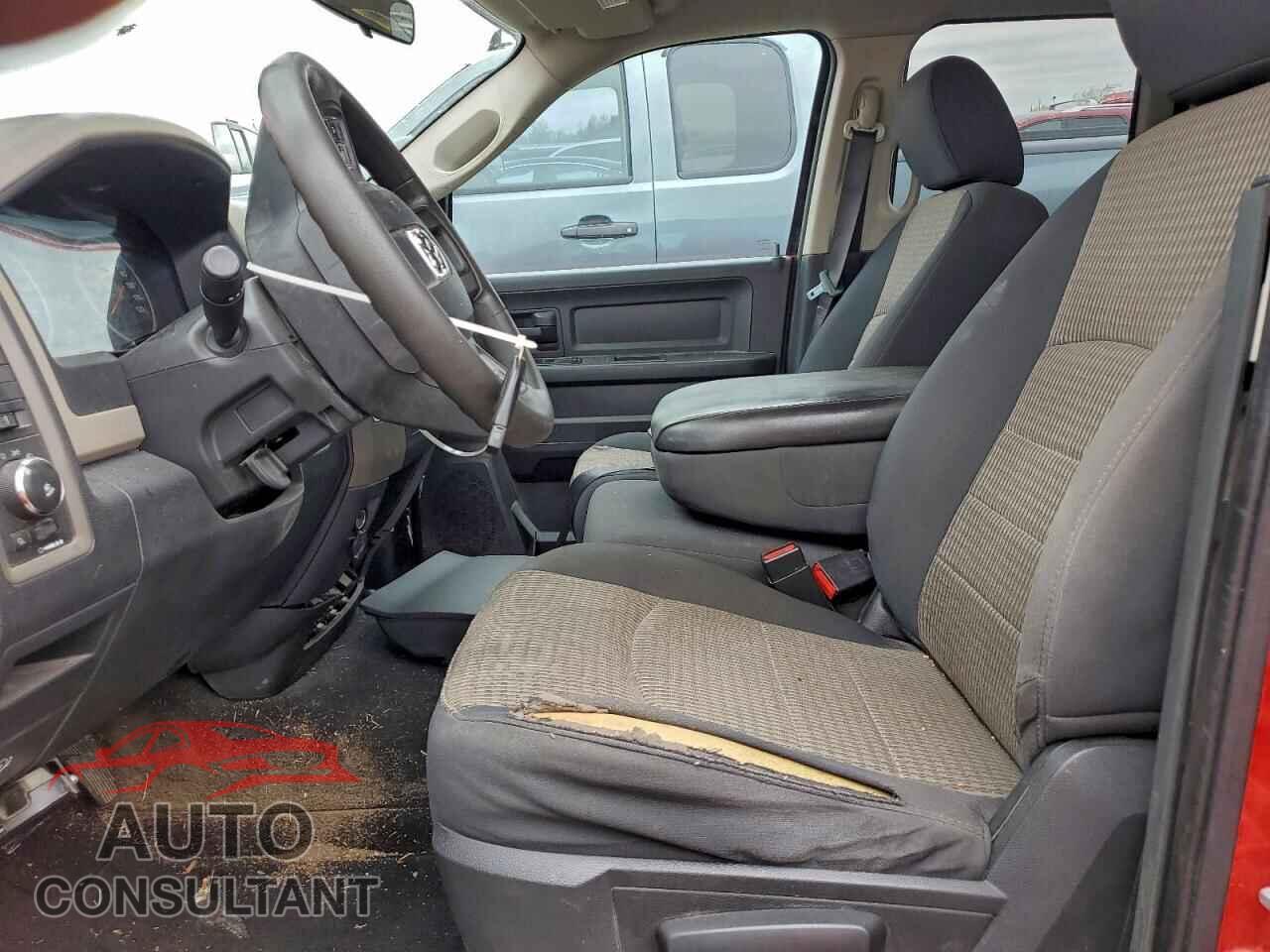 DODGE RAM 1500 2012 - 1C6RD7FT6CS303371