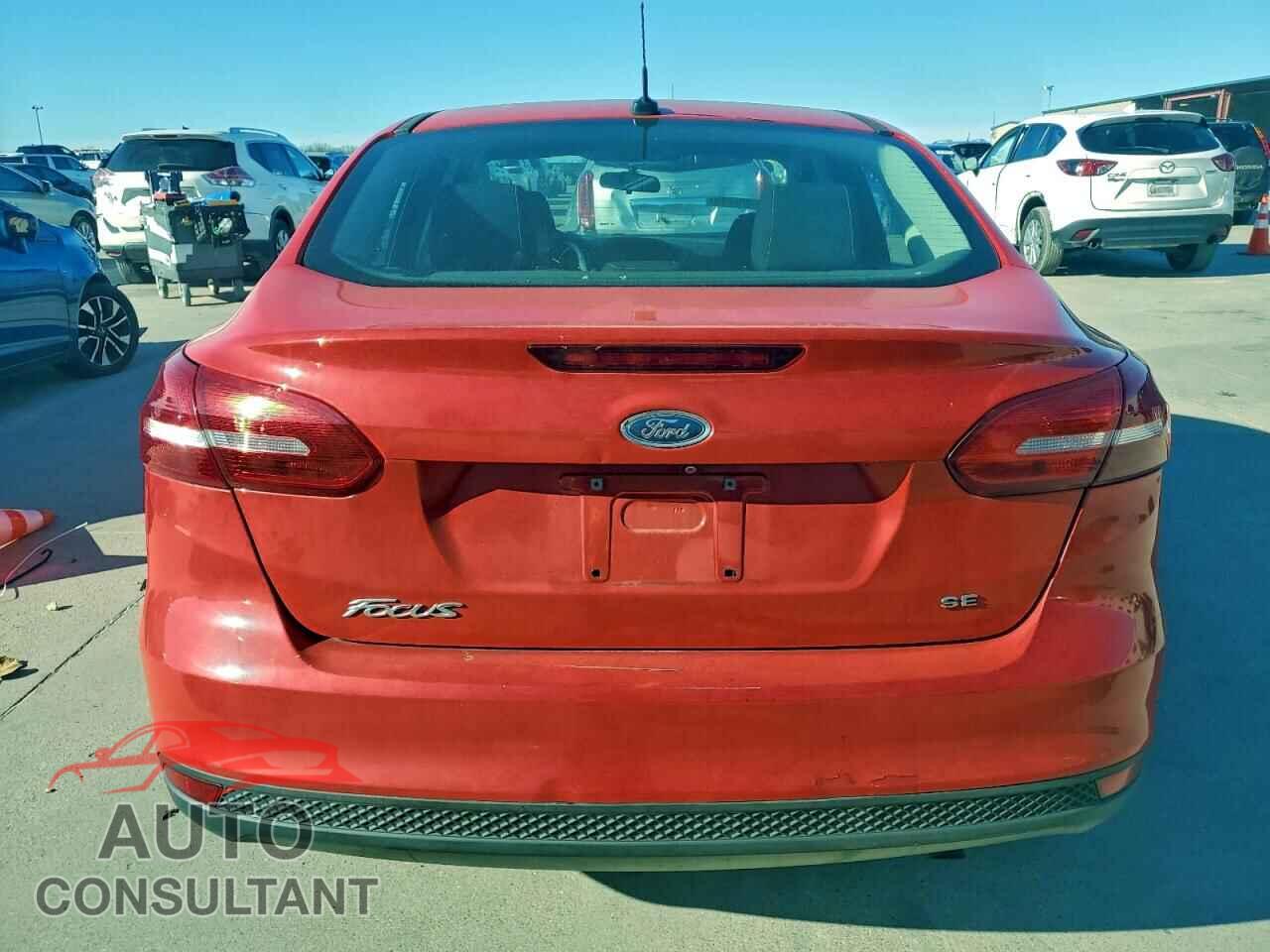 FORD FOCUS 2017 - 1FADP3F22HL231456